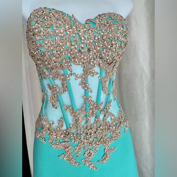 Prom Gown Glow by Colors Size 6, Tiffany Turquoise with Rose Gold Lace Bodice - Picture 4 of 17